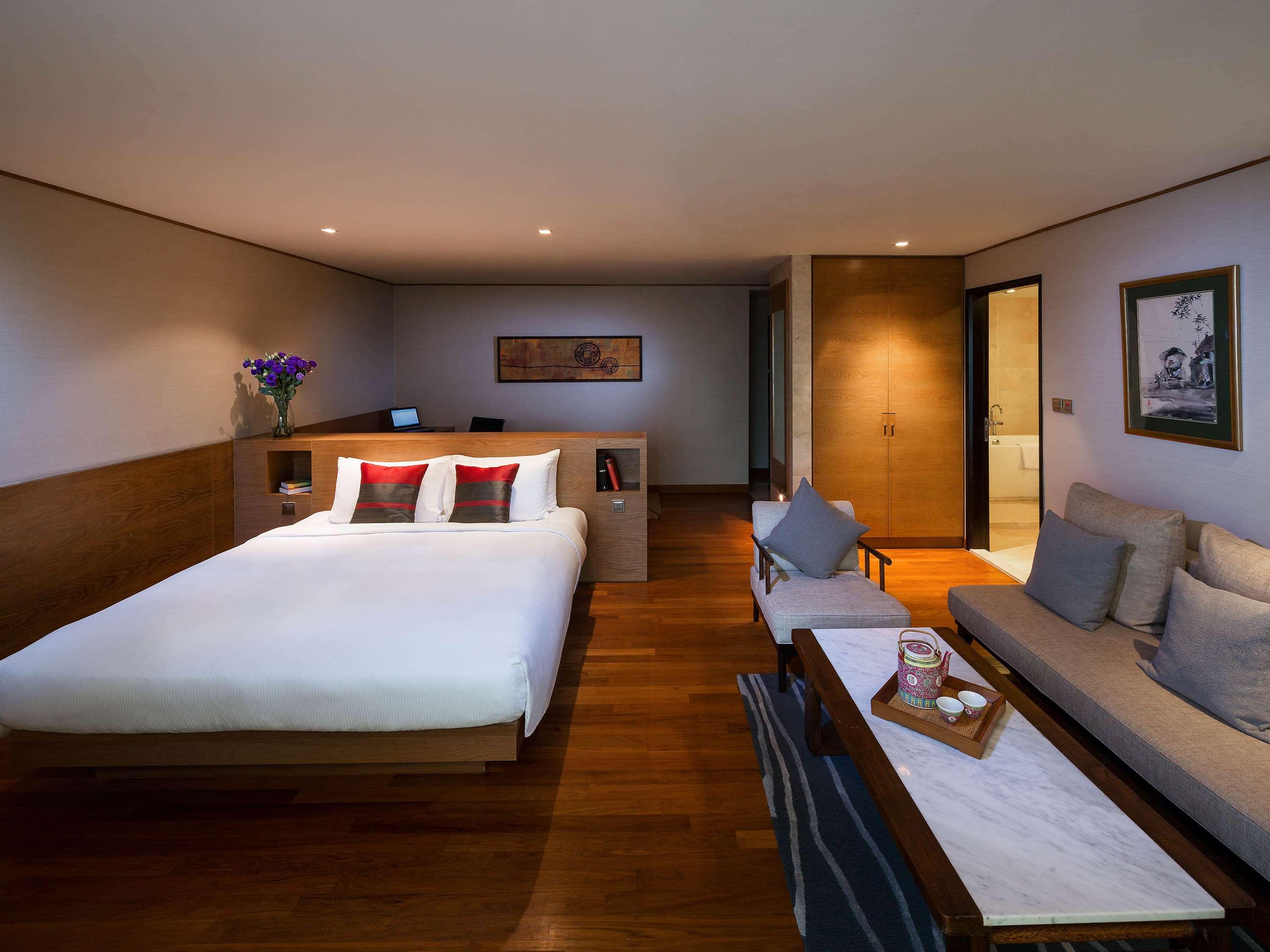 Grand Mercure Singapore Roxy Room photo