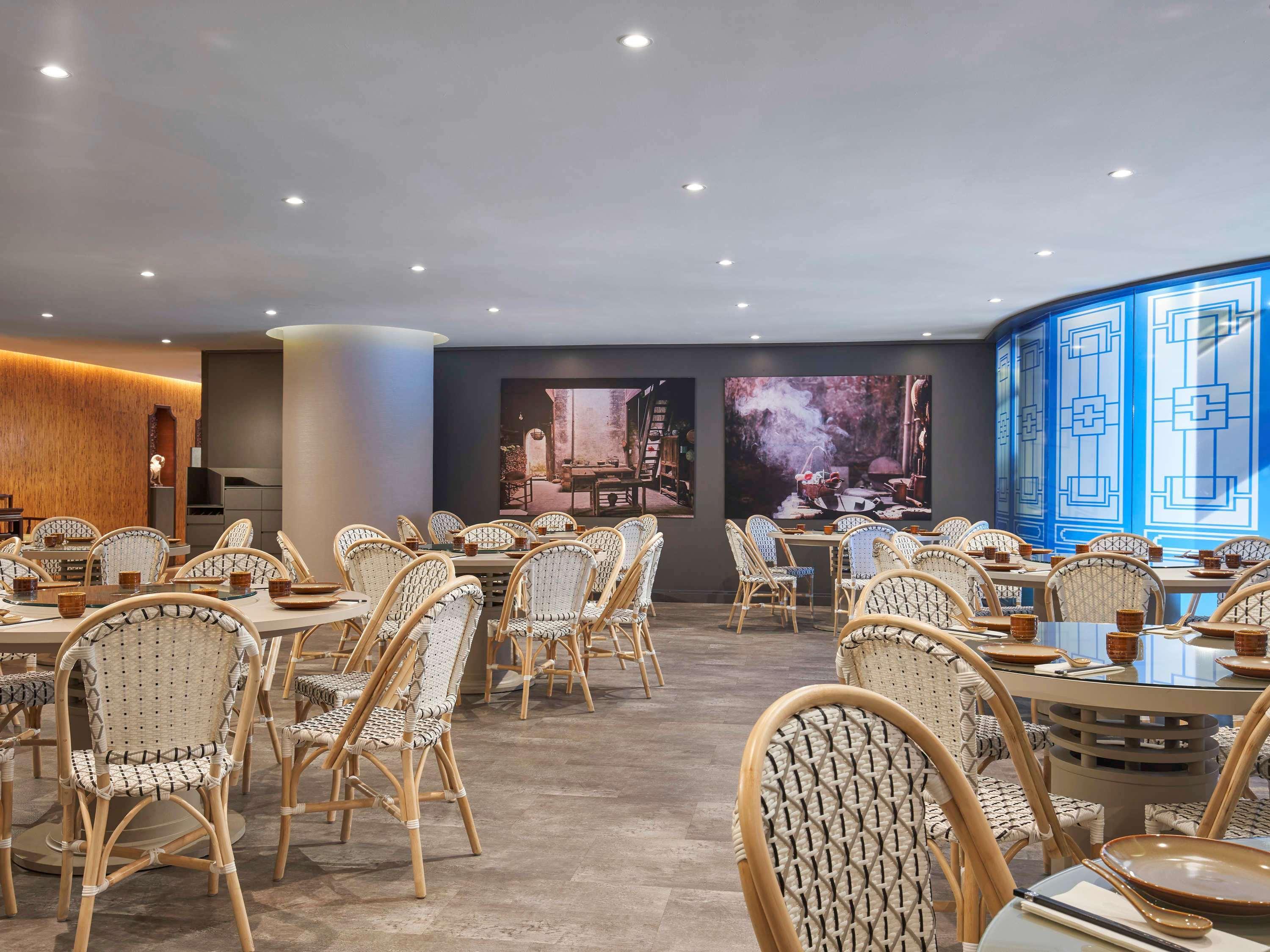 Grand Mercure Singapore Roxy Exterior photo