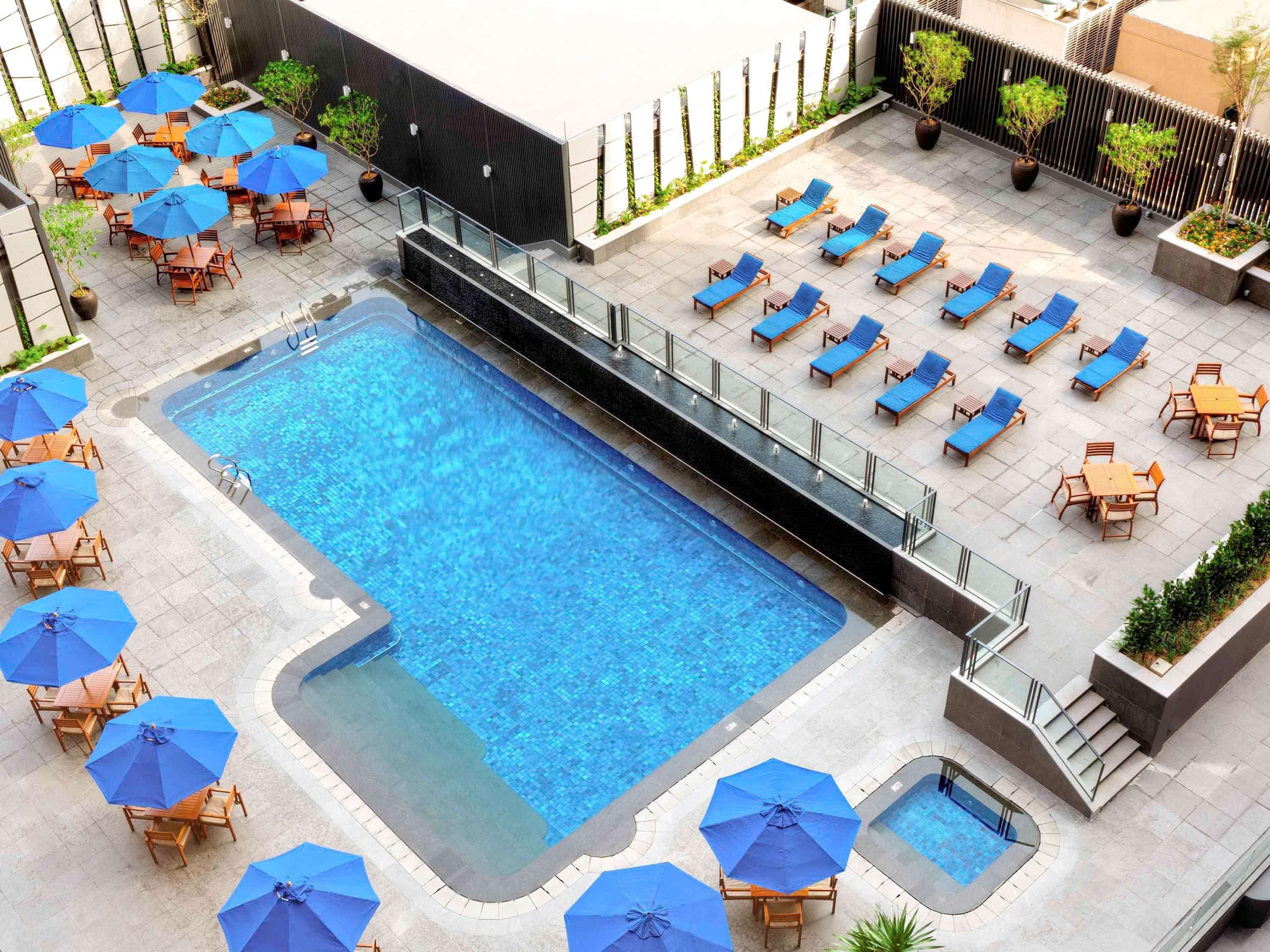 Grand Mercure Singapore Roxy Exterior photo