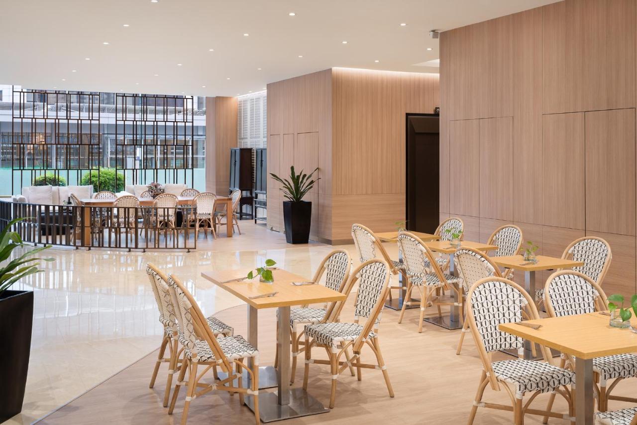 Grand Mercure Singapore Roxy Exterior photo