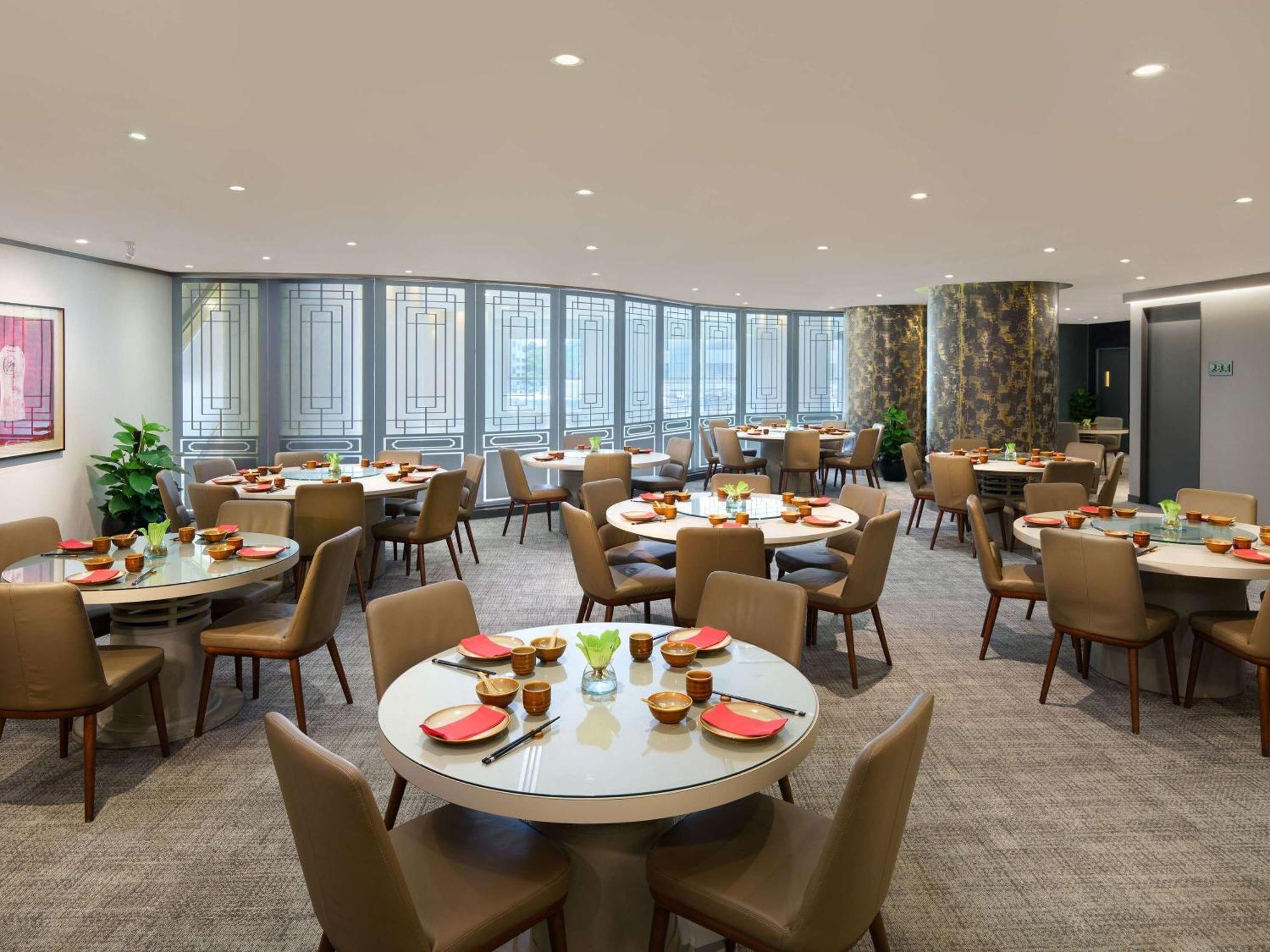 Grand Mercure Singapore Roxy Exterior photo