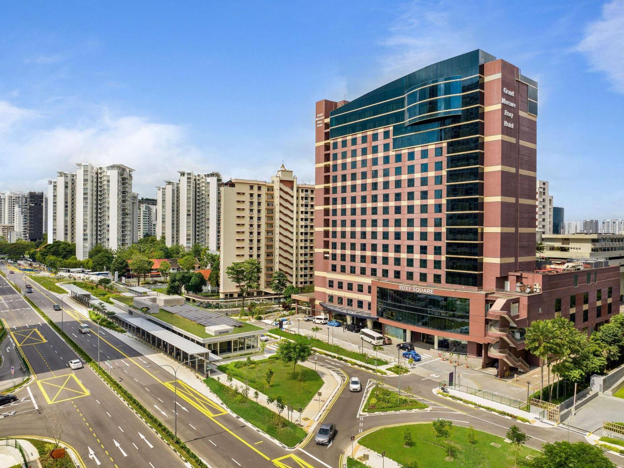 Grand Mercure Singapore Roxy Exterior photo