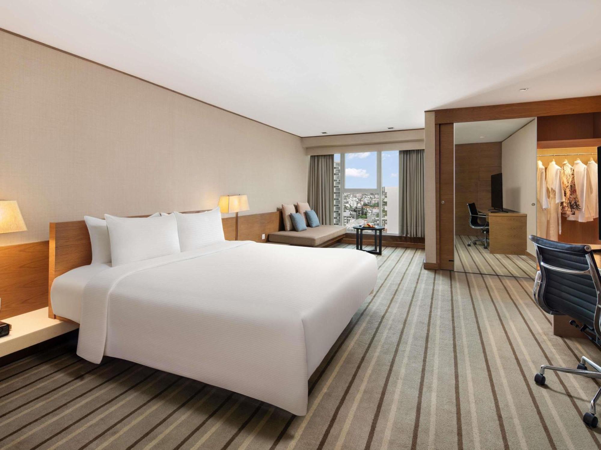 Grand Mercure Singapore Roxy Exterior photo